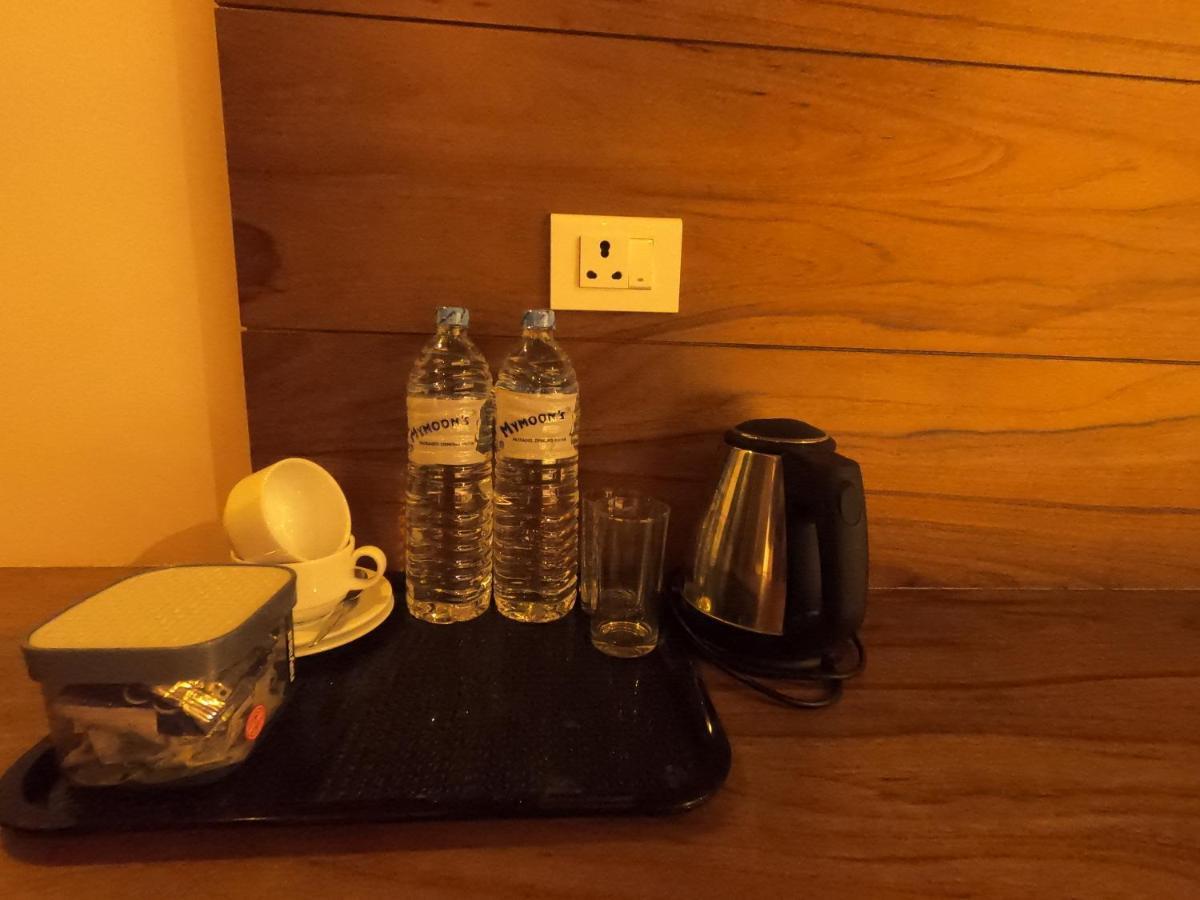 The Wild Trails Clarks Exotica , Munnar Hotel ภายนอก รูปภาพ