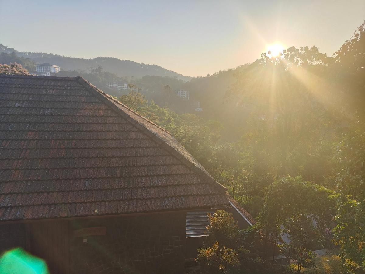 The Wild Trails Clarks Exotica , Munnar Hotel ภายนอก รูปภาพ